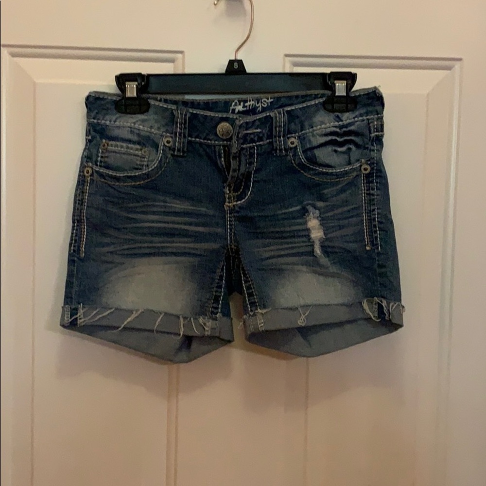 Amethyst distressed jean shorts juniors size 3